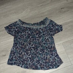 NWOT Maurice’s medium off the shoulder top